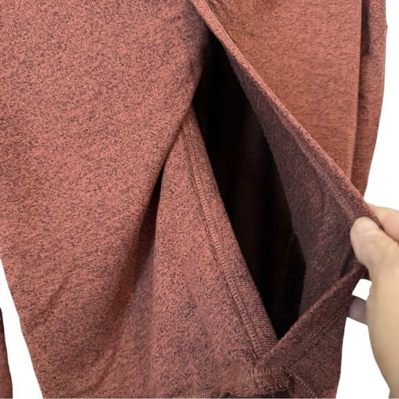 🌹BILLABONG LONG SLEEVE OPEN BACK TOP - Picture 3 of 5